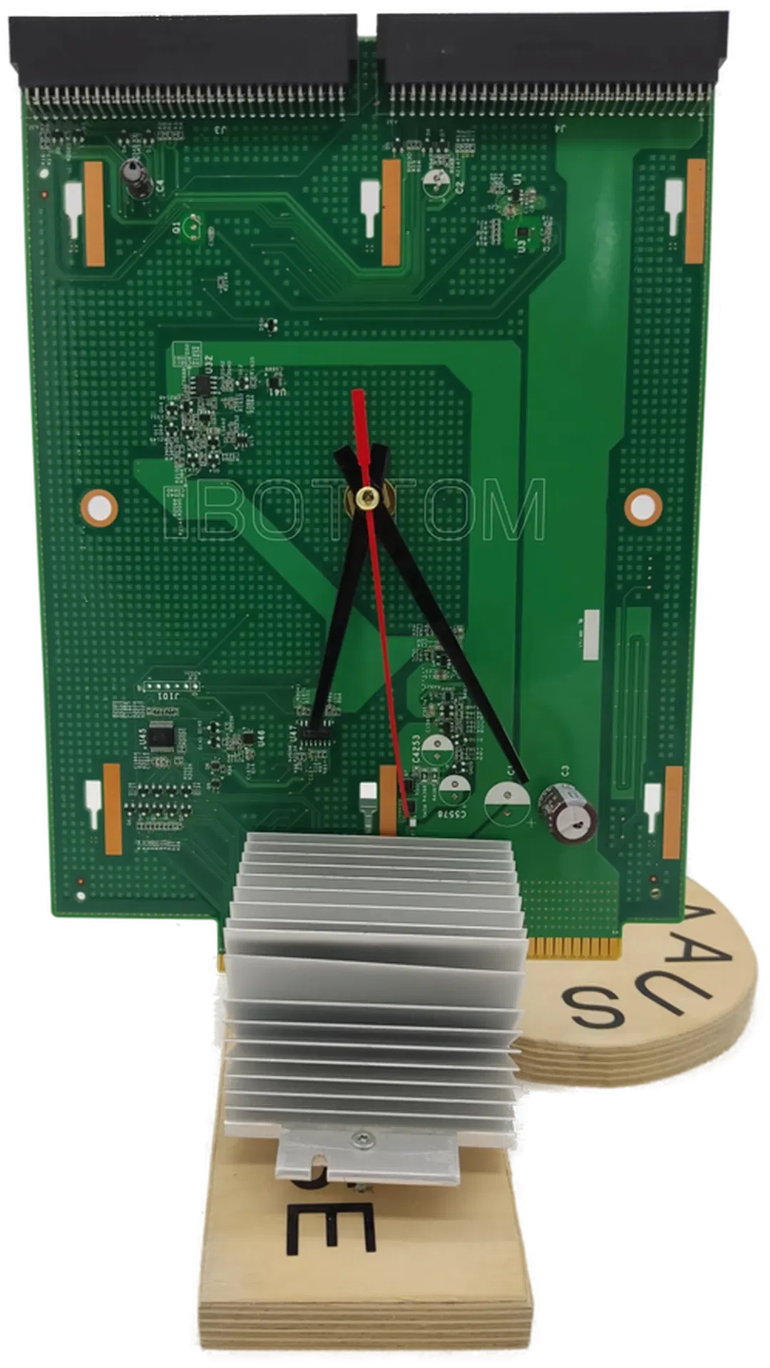 Leiterplatten Uhr - Bild 1