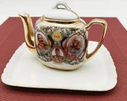 Porzellan-Kaffeekanne mit Servierplatte | Patinierter Charme - Bild 1