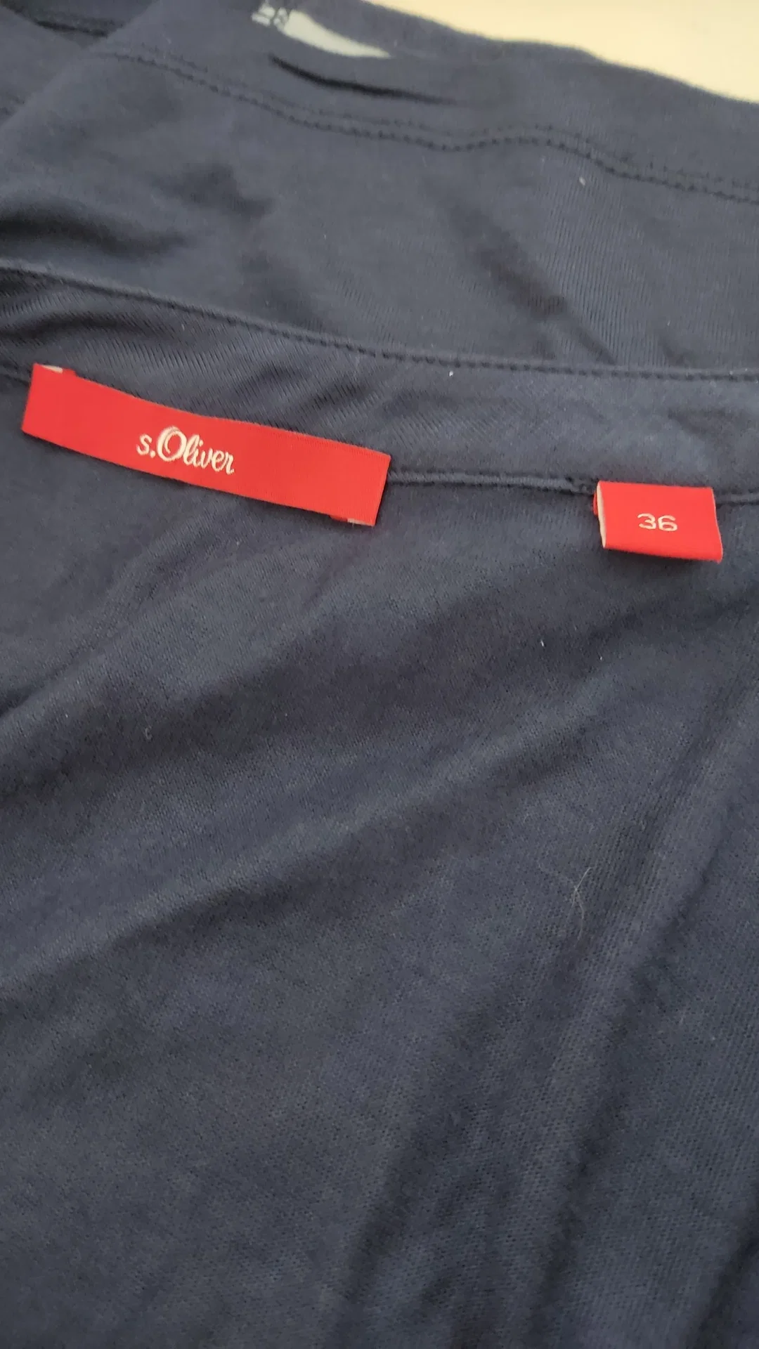 S. Oliver Damen Kurzarmshirt, florales blau-rotes Muster - Gr. 36 (S) – Bild 4
