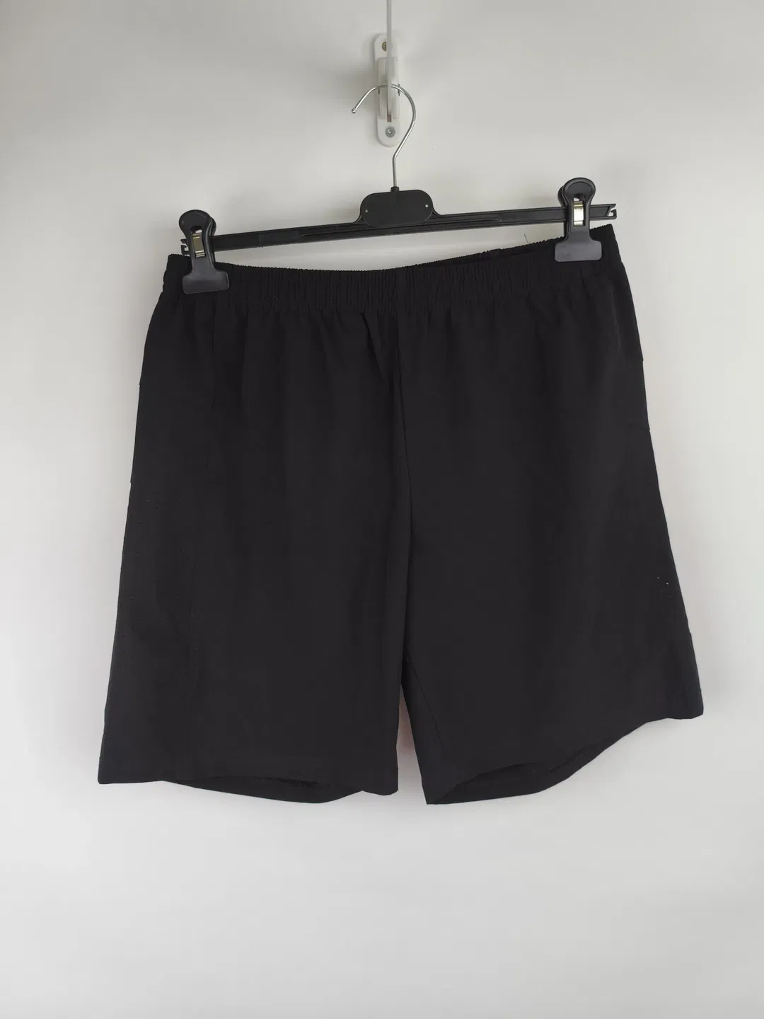 Herren Sporthose Gr. M schwarz kurz - Bild 1