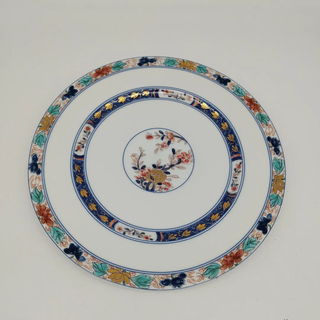 Eleganter Platzteller/Dekoteller A. Raynaud & C – Porzellan mit Charmanten Schönheitsfehlern, Einzelstück - Bild 1
