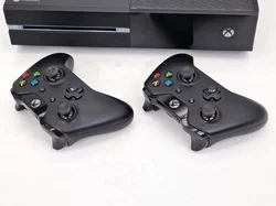Microsoft Xbox One Set - Xbox One Konsole mit zwei Controllern und Zubehör - Bild 2