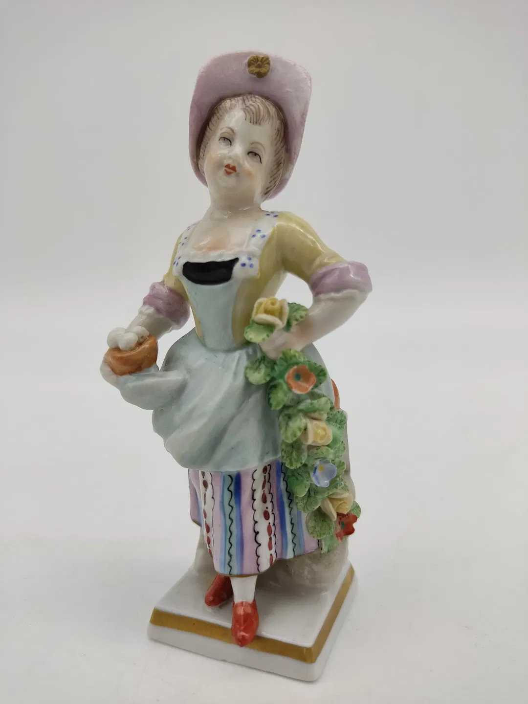 Sitzendorf Porzellan Figur - Bild 1