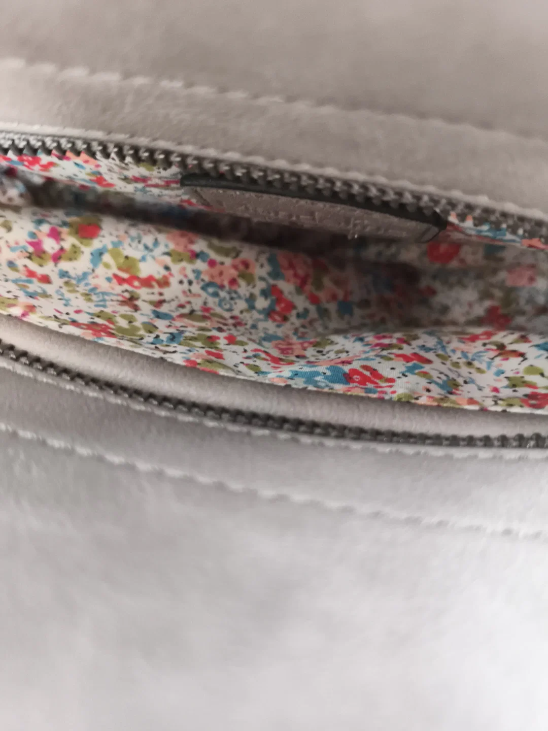 Mandoline, Handtasche rund, grau – Bild 3