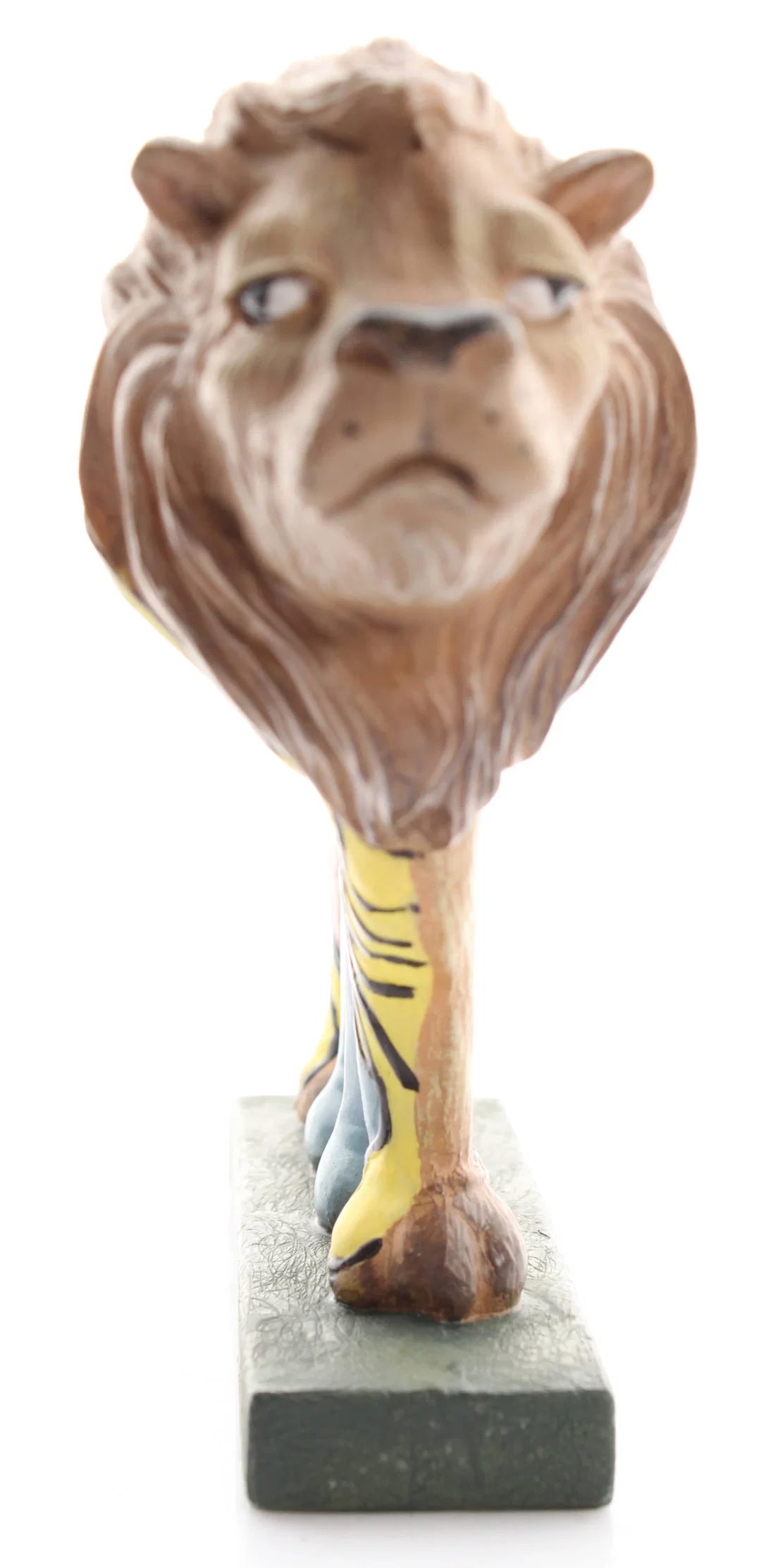 Löwenfigur – moderne Kunstfigur mit Frauenmotiv – handbemalt – ca. 13,5 cm – Bild 3