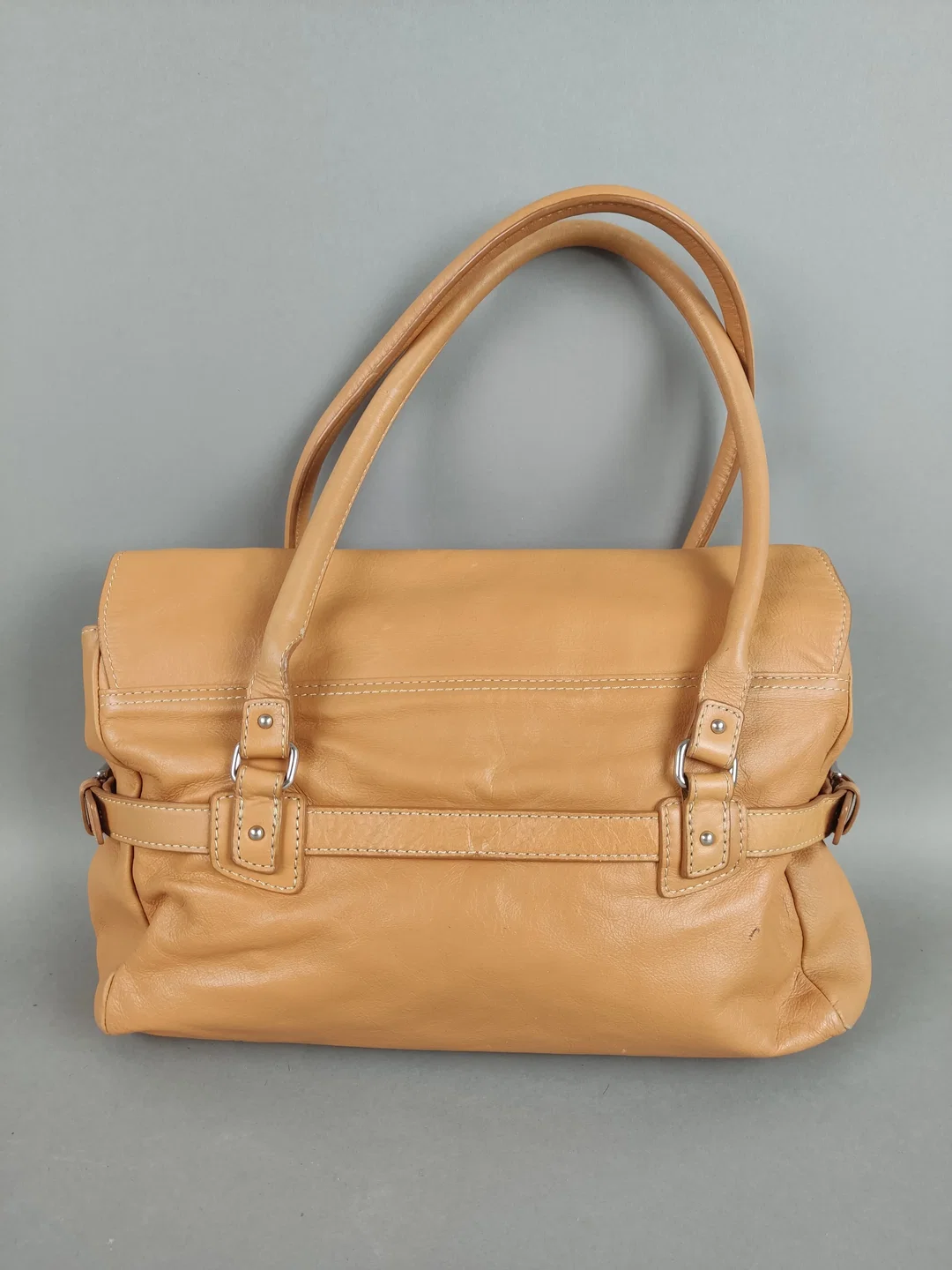 Vintage Henkel-Tasche aus weichem Kunstleder - cognacfarben – Bild 3