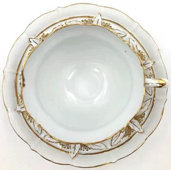 Tasse mit Untertasse Meissen (2-teilig) - gold gehöhter reliefierter Blattdekor – Vorschau 2