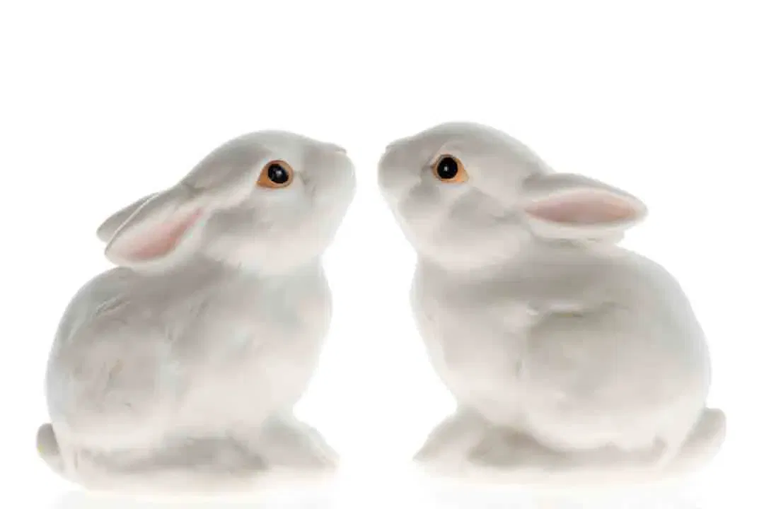 Rosenthal Porzellan-Häschen Paar, weiß matt, ca. 8 cm - Bild 1