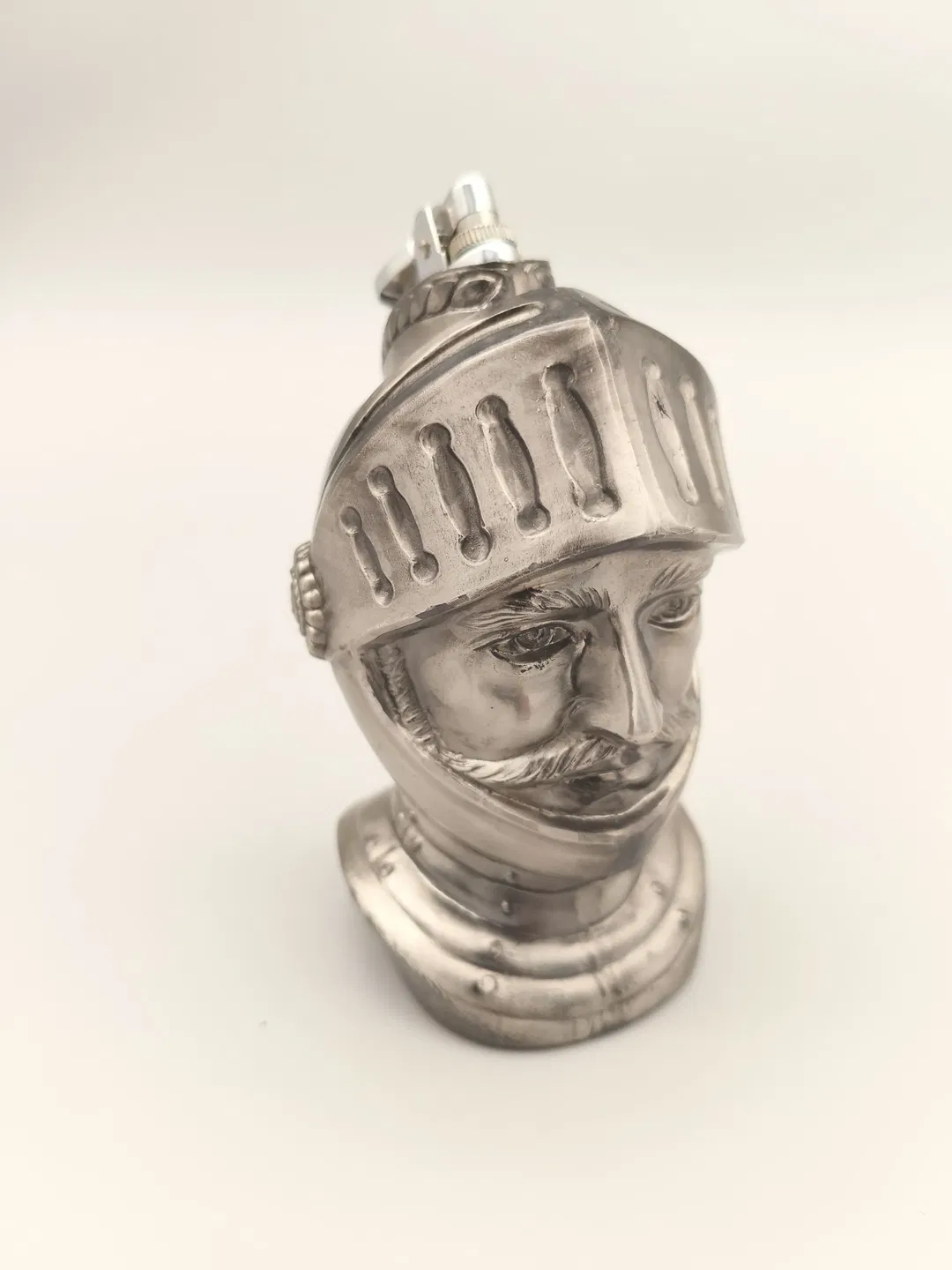 Ritterhelm Feuerzeug - Bild 1