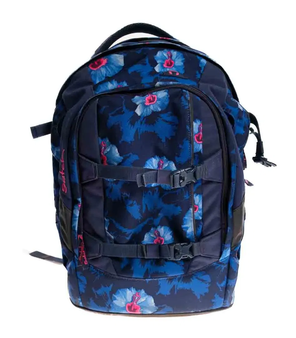 Satch Schulrucksack – Blau mit Hibiskus-Muster – ergonomisch & geräumig - Bild 4