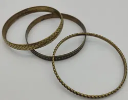 3 Messingarmreifen verziert  - Gr. S/M - Bild 3