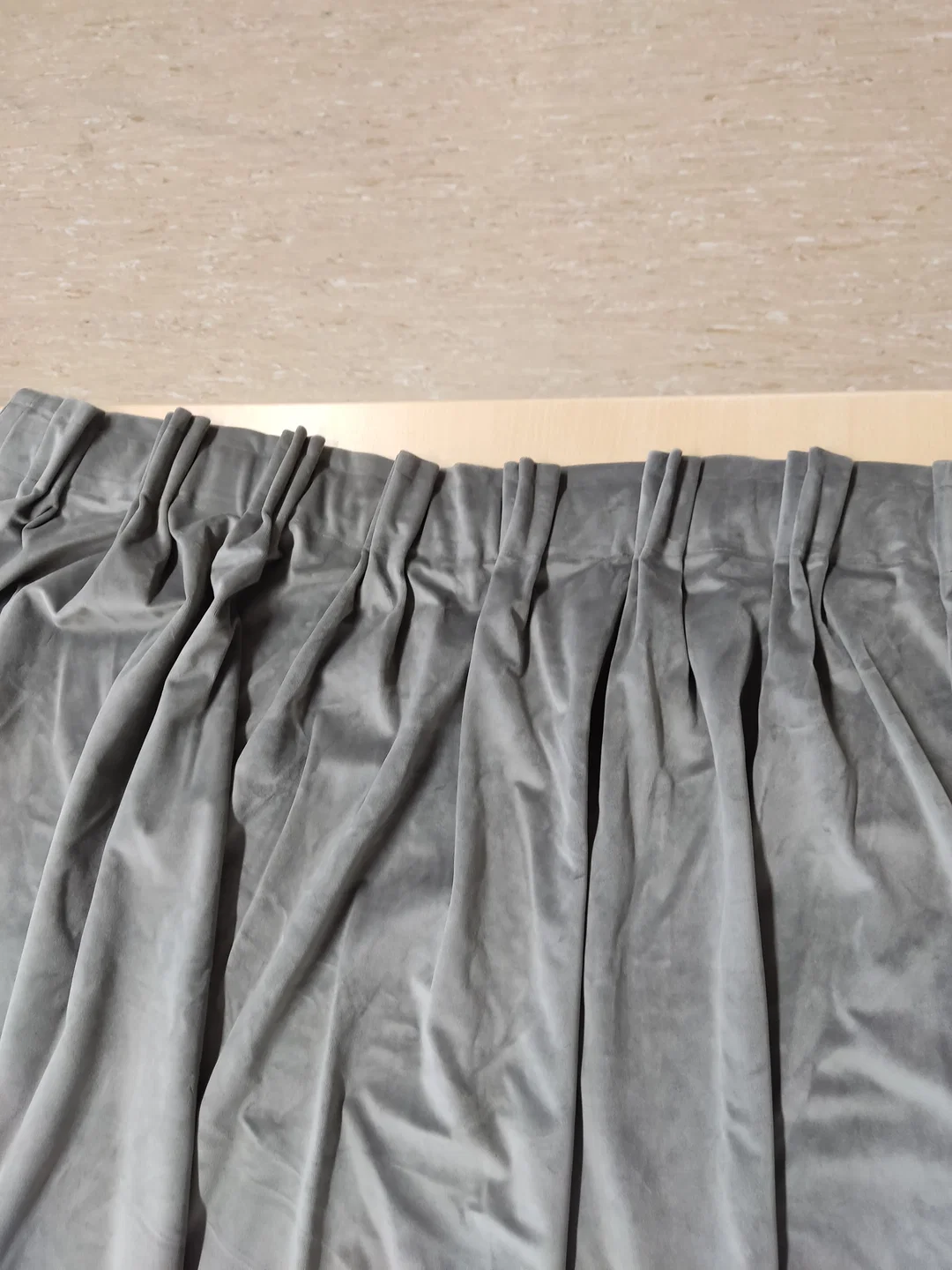 Samtvorhang "XXX Lutz" grau, Größe 142 x 244 cm – Bild 2