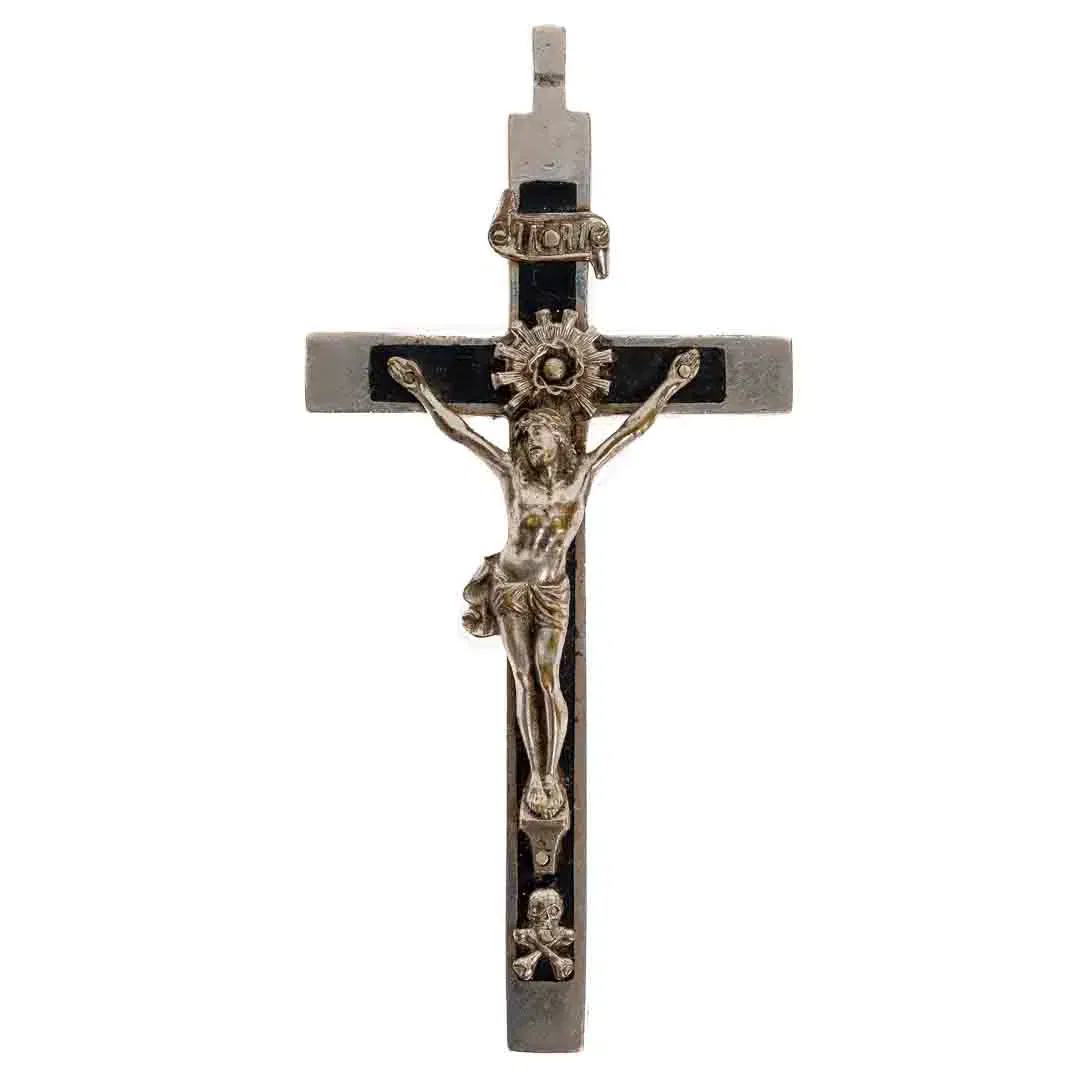 Antikes Kruzifix mit Totenkopf-Motiv – Deutschland, um 1900  - Bild 1