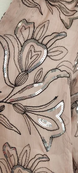 Zara Geblümte Transparente Paillettenbluse | Sommer-Zauber - Bild 6