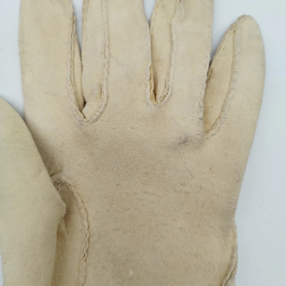 Antiquarische Handschuhe - creme-weiß / ca. 22cm größ – Bild 5