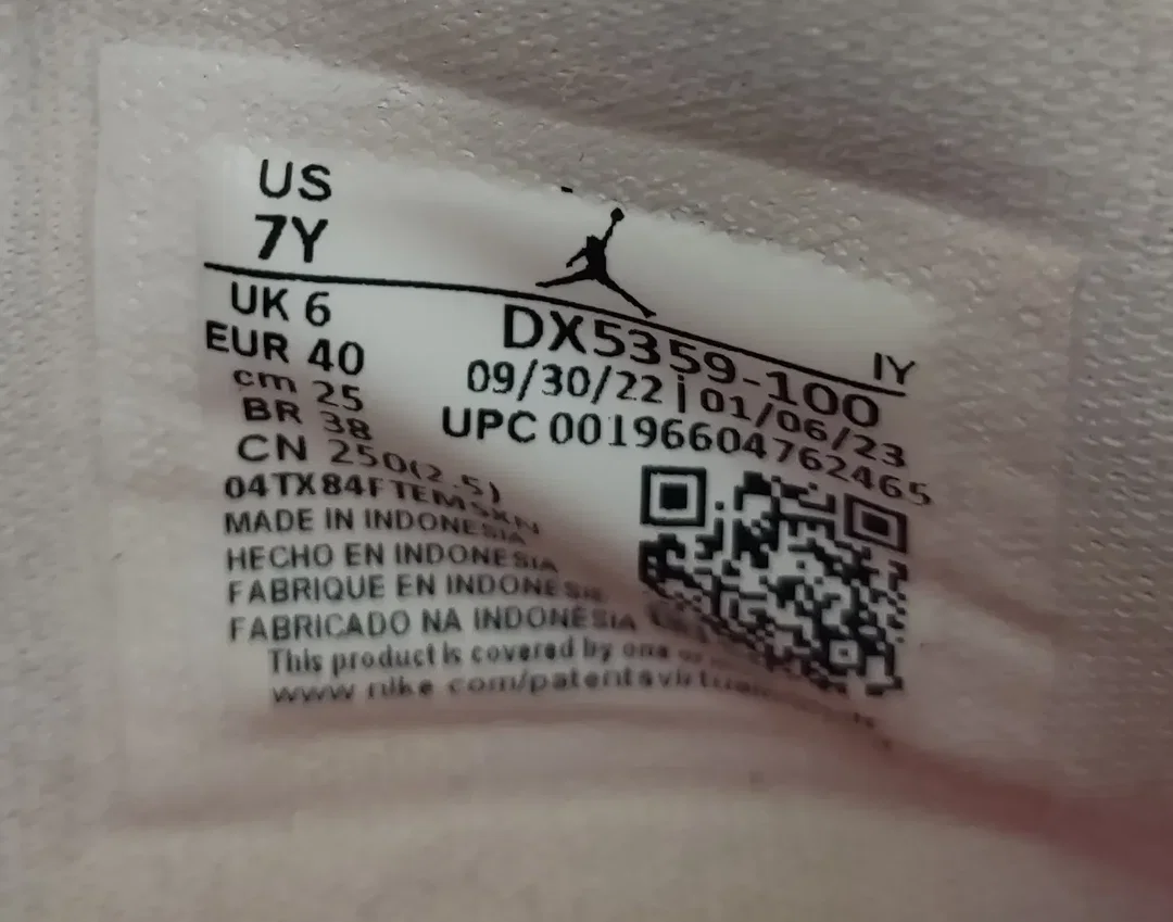 Air Jordan Basketballschuhe Herren - Gr. 40 – Bild 8