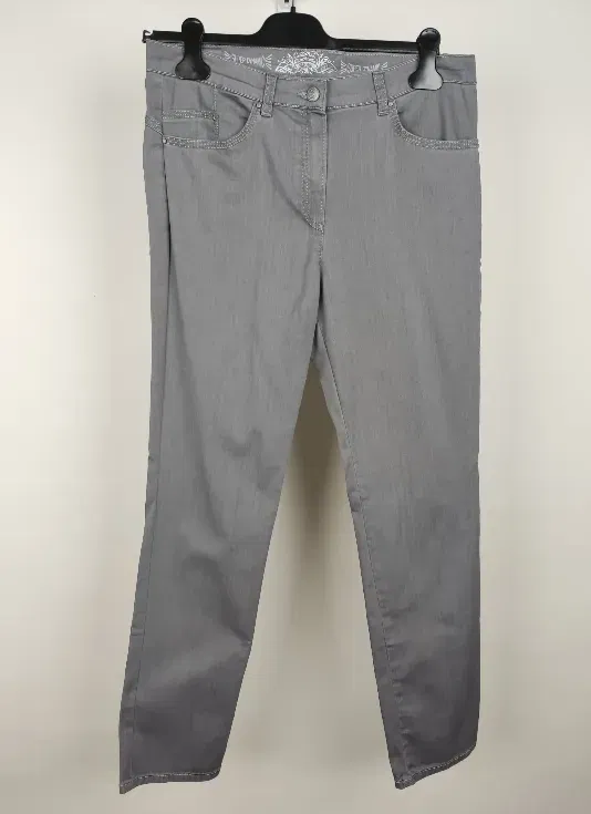 BRAX Damen-Stretchjeans grau - M / 38 - Bild 4