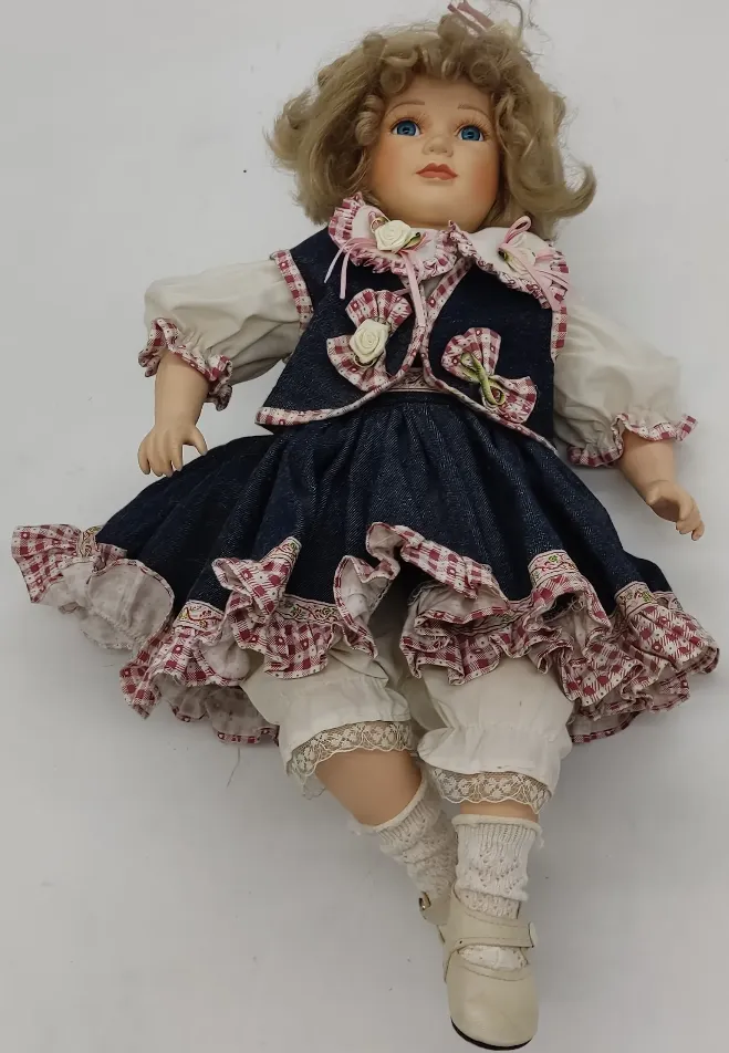 Vintage Porzellanpuppe mit Stoffkörper ca 52cm – Bild 2