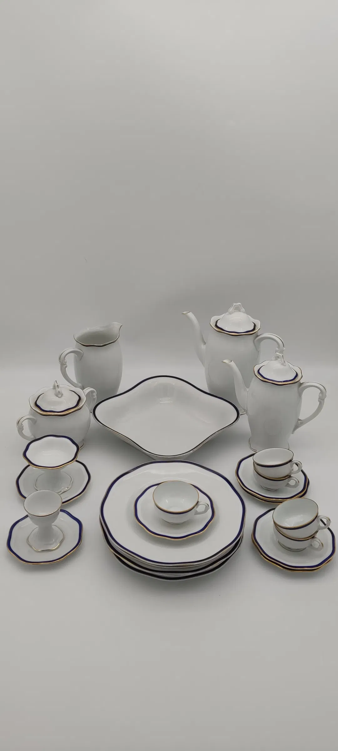 feines Pirkenhammer Porzellanset für Mokka,  Modell Carlsbad - Bild 1