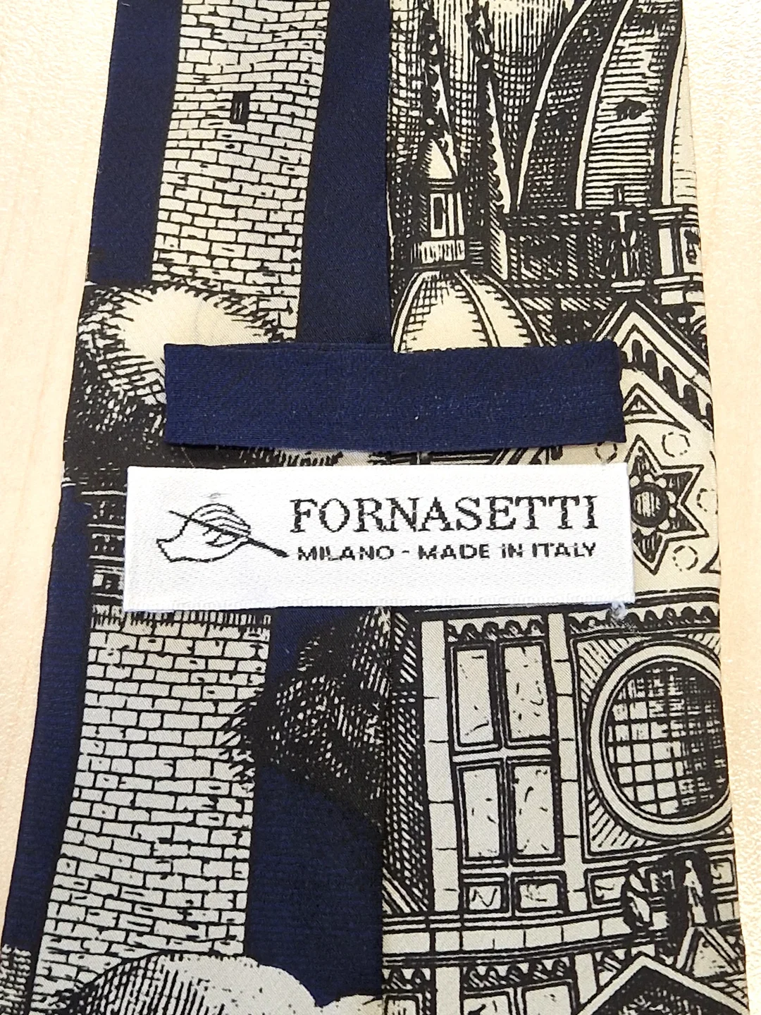 Luxus Vintage Fornasetti Milano Seidenkrawatte "Architettura", Made in Italy – Bild 3