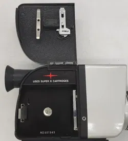 Starmax 8mm Filmkamera mit Tasche - Bild 7