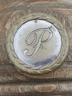 Zassenhaus Holz-Pfeffermühlen, Metall-Emblem | Küchen-Erbstück mit Patina - Bild 5
