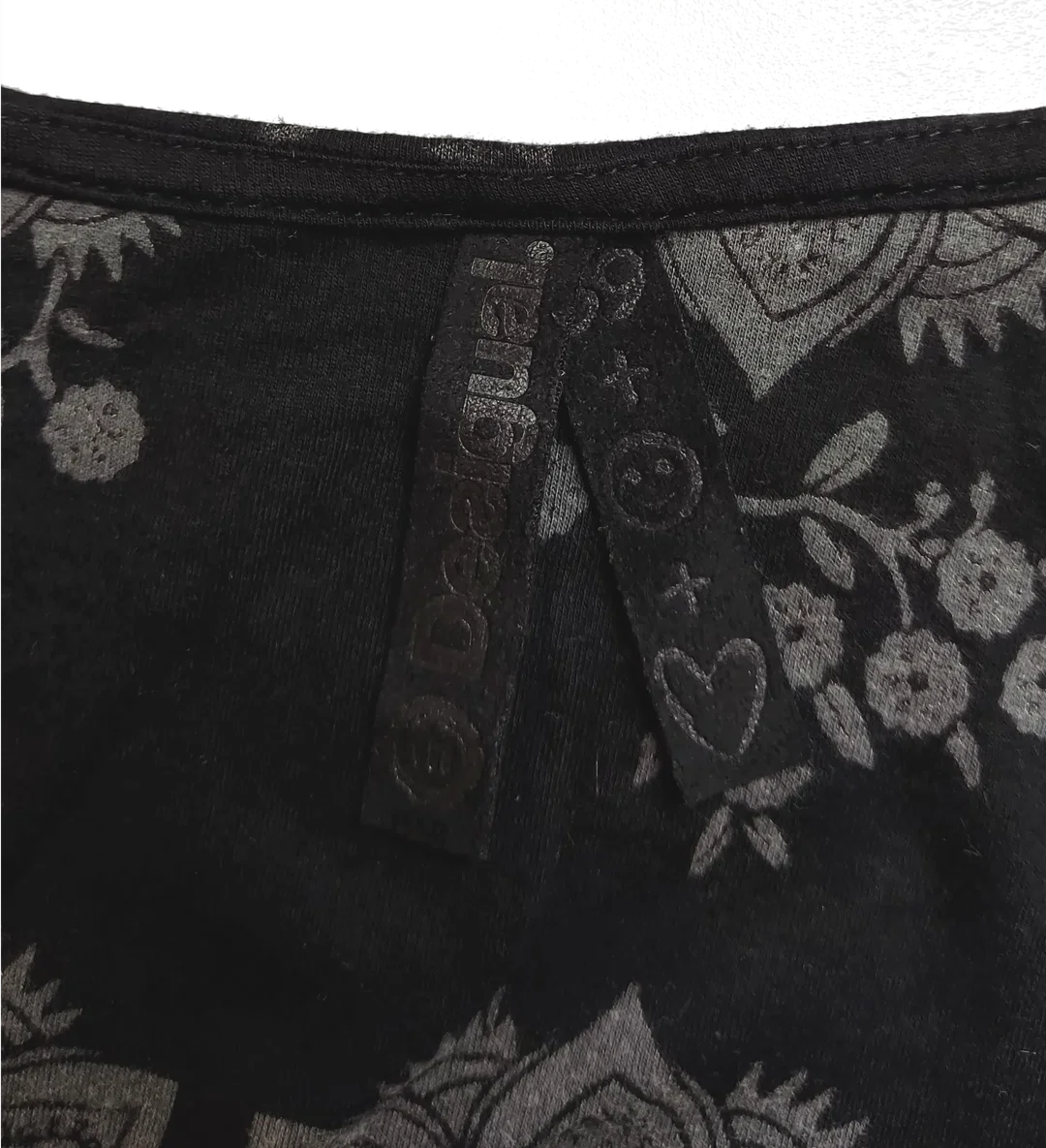 Desigual Damen Langarmshirt schwarz gemustert Gr. M – Bild 3