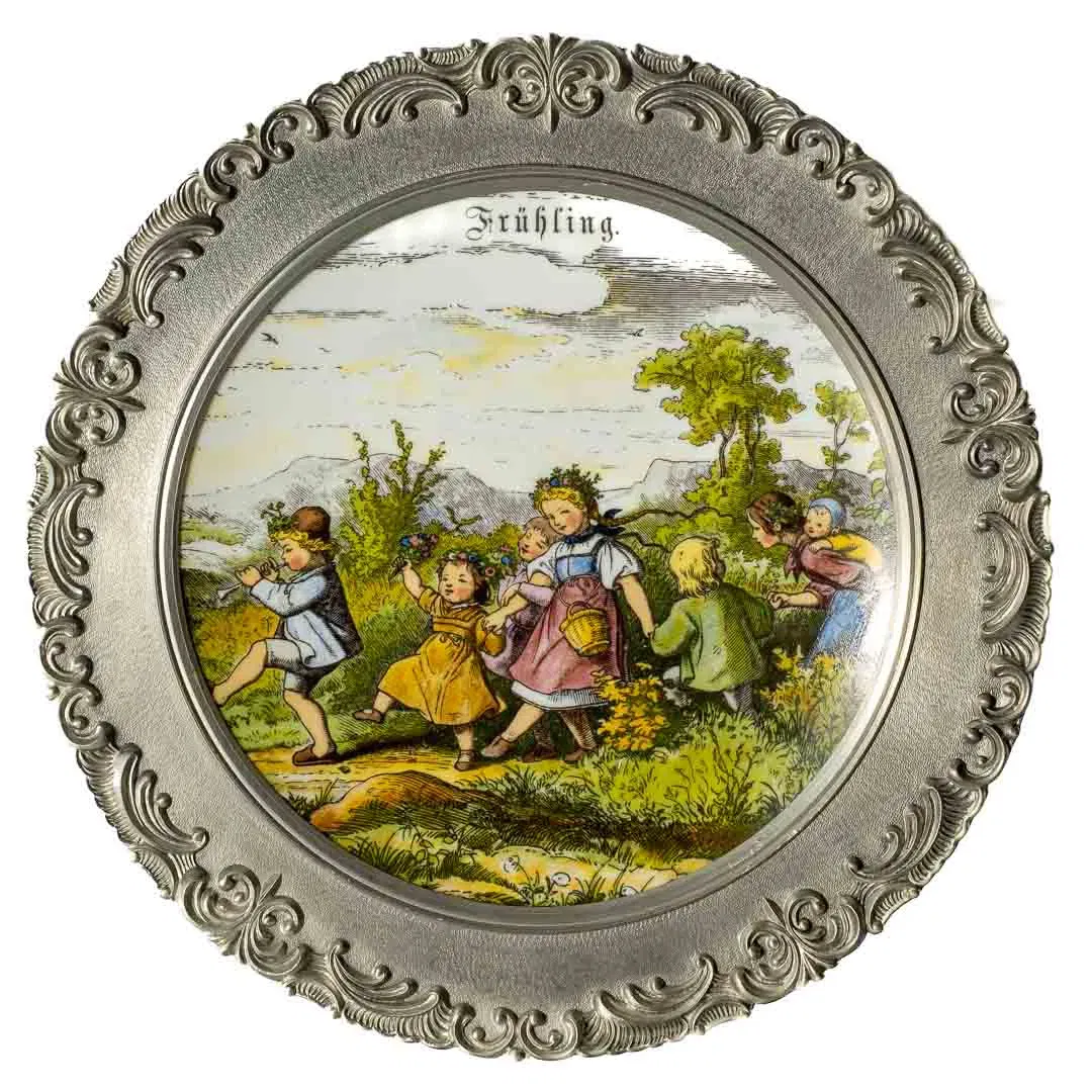 Porzellan Wandteller mit Zinnrahmen Frühling, ⌀ 23cm - Bild 1