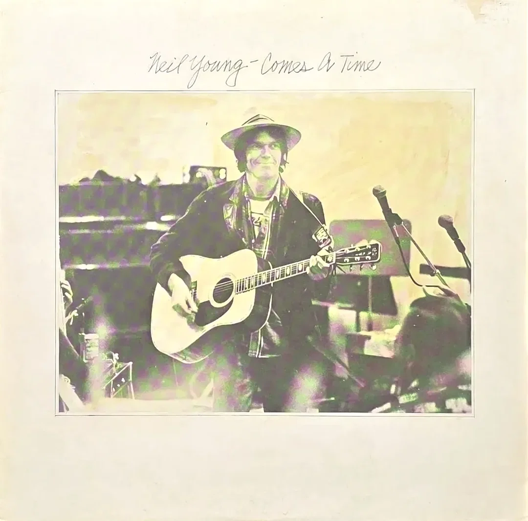 LP Vinyl Neil Young "Comes a Time" – Bild 1