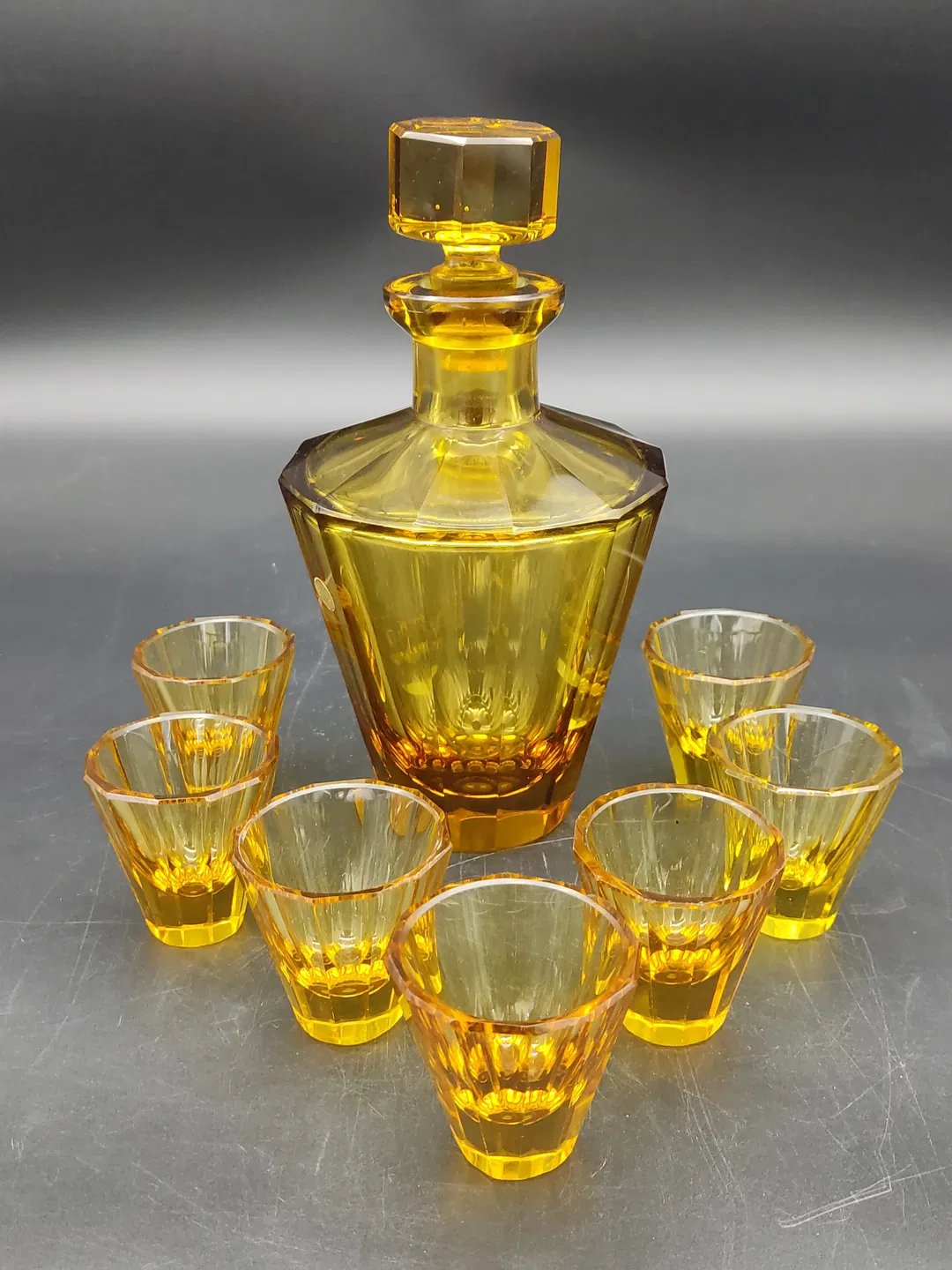 Likörset aus Bernstein Glas, 8-teilig - Bild 4