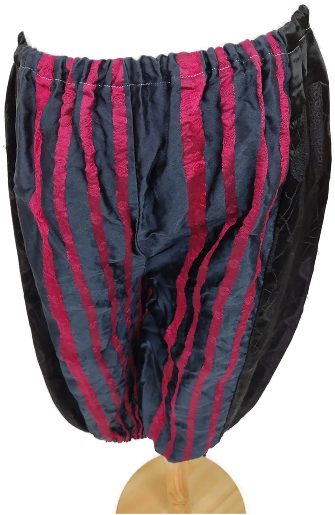 Faschingskostüm "Harlekin", dreiviertelarm mit Rundhalsausschnitt, schwarz/weinrot, Größe 141/146 (geschätzt) – Bild 6