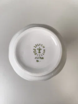 Lilienporzellan, kleine Vase – Vorschau 2