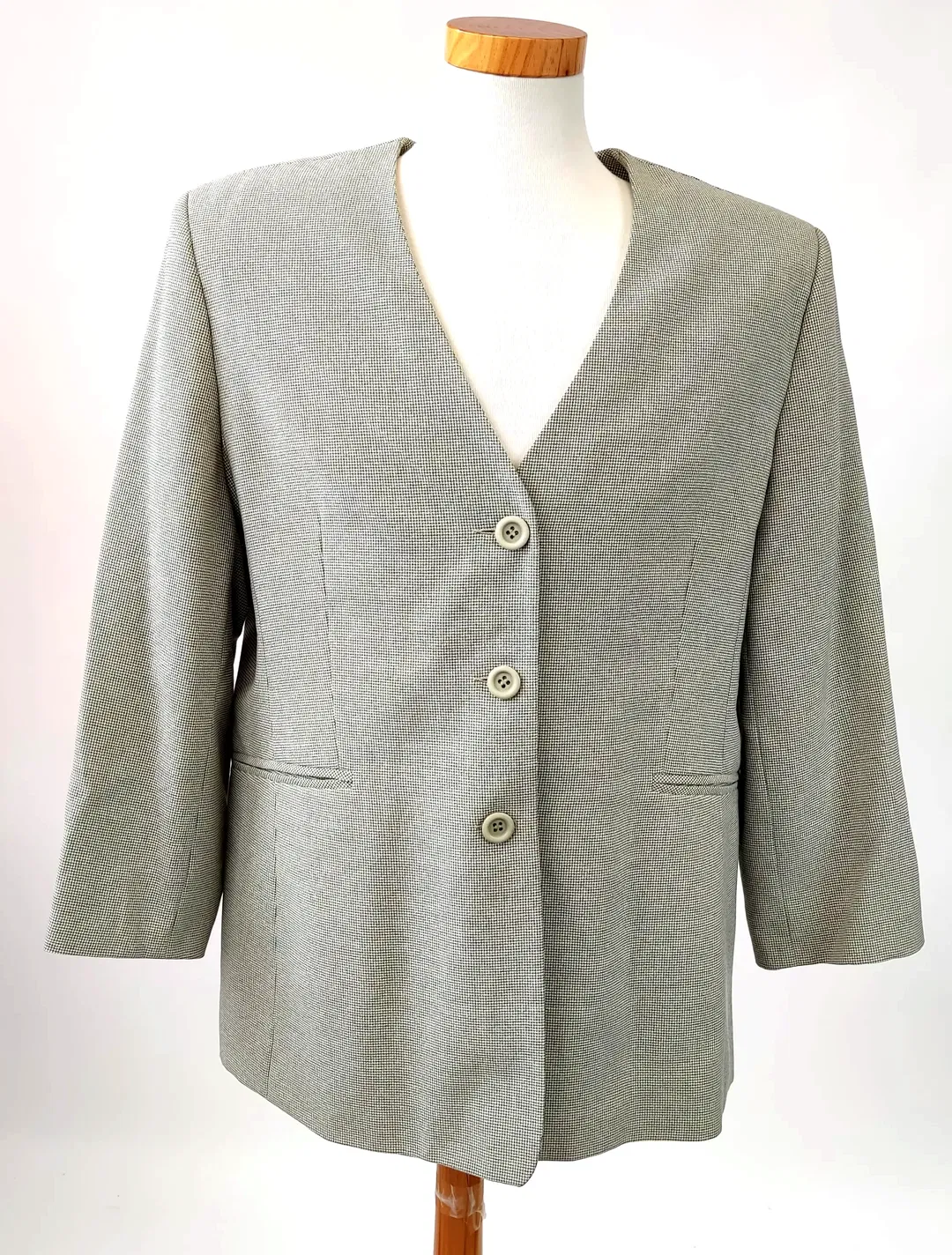 Linea V Classic Citywear Damenblazer - Gr. 22 - Bild 4