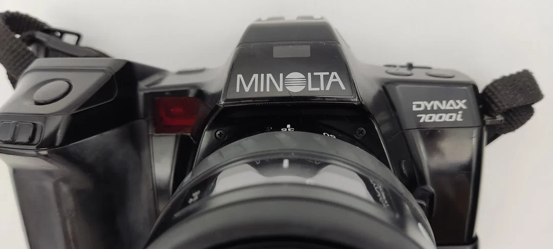 MINOLTA DYNAX 7000i - Spiegelreflexkamera inkl. Zubehör – Bild 3