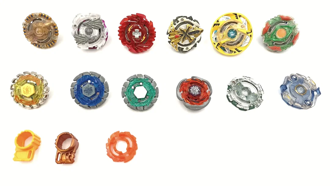 Beyblade-Konvolut – Set mit verschiedenen Kreiseln - Bild 4