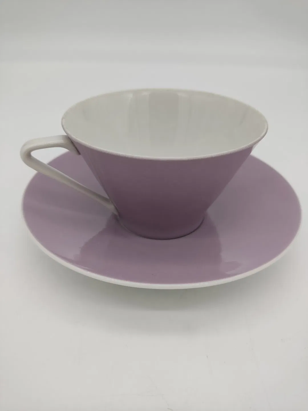Lilien Porzellan Kaffeetasse DAISY 18 - lila - Bild 1