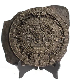 Azteken Sonnenkalender – Wandrelief 36 x 31 cm – Kunststein Deko mit Holzständer - Bild 2