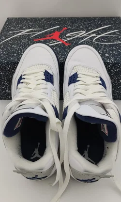 Air Jordan 4 Sneaker White/Midnight Navy Gr.40 | Wie Neu - Bild 2