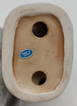 Porzellanfigur - Junge beim Gänsefüttern - Bild 5