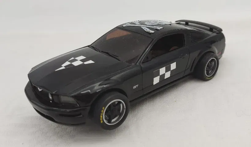 Carrera Evolution - Modellauto - Ford Mustang GT 2005 - Bild 2