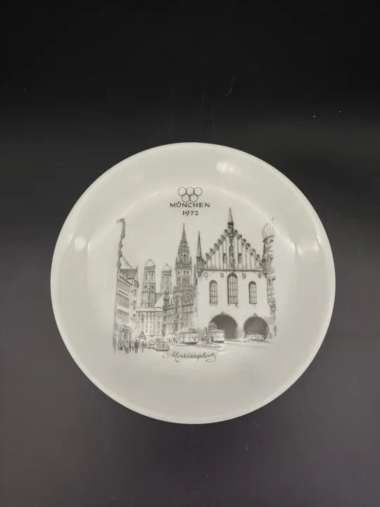 Vintage-Wandteller der Marke Uhlenhorst - Marienplatz München 1972 - Bild 1
