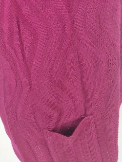 Gilet, mit V-Ausschnitt, weinrot mit Musterung und Taschen, Größe 40 - Bild 3