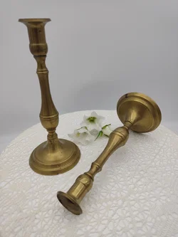 Kerzenständer Messing  2er Set, Höhe 23,5 cm, mit 2 Kerzen – Vorschau 3