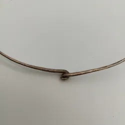 Modische Metall-Halskette mit Kreis-Bemusterung & Steinen - ca. 42cm - Bild 3