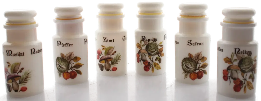 Vintage Gewürzglas-Set aus Porzellan (6-teilig) – mit floralen Motiven & Beschriftung - Bild 1