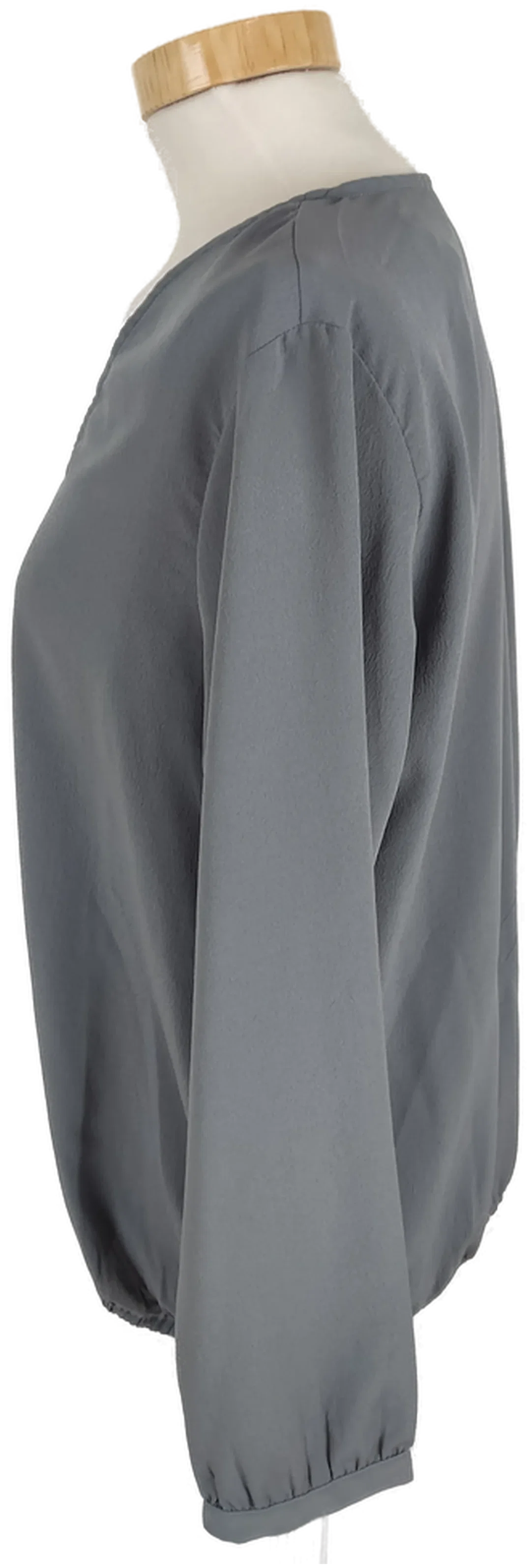 Bluse "Rainbow", langarm mit V-Ausschnitt, grau mit Gummizugbund, Größe 40 – Bild 3