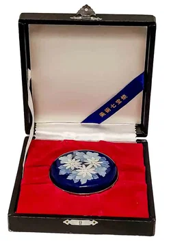 Ando Jubei Cloisonné Dose – Japanische Emaille-Kunst, Blumen (ca. 8 cm) - Bild 1