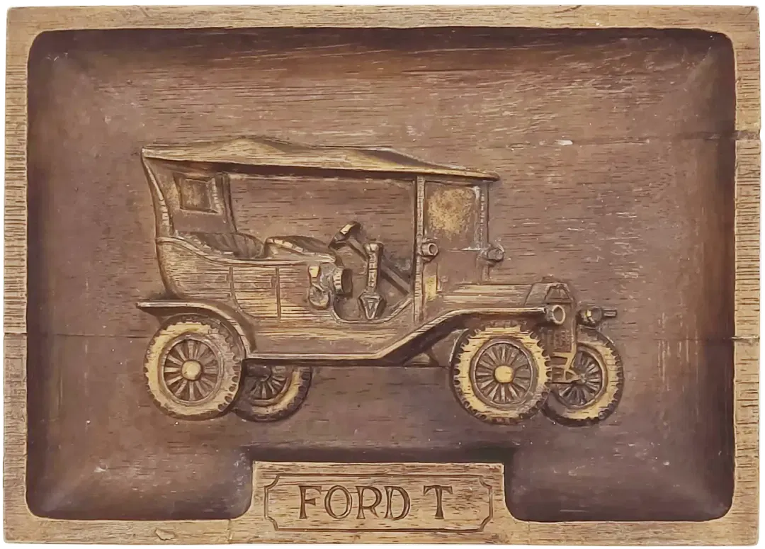 Geschnitztes Relief / Wanddekoration mit 