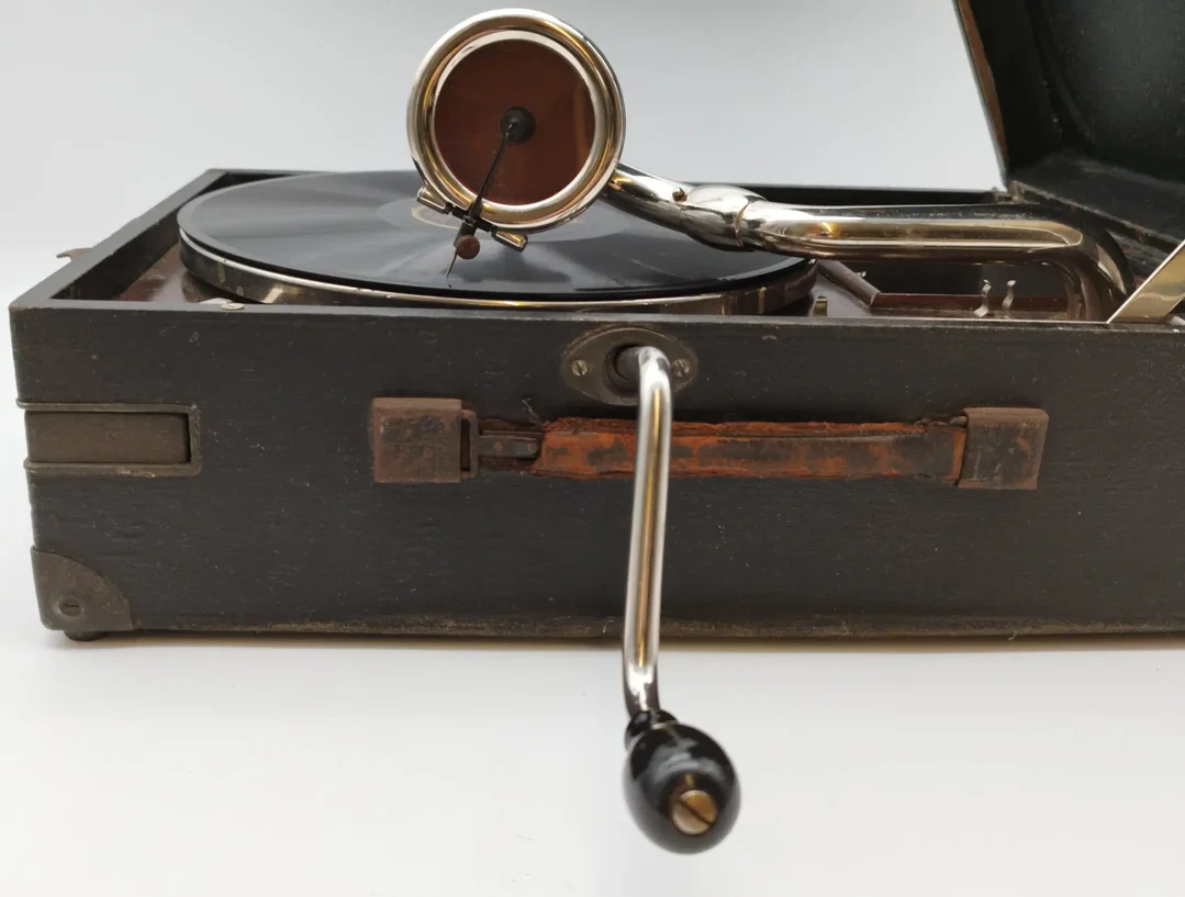 Koffergrammophon, The Gramophone Co. Ltd, inkl. 14 Schellacks Deko-Rarität | Unikat Mit Geschichte – Bild 4