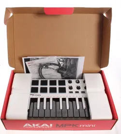 Akai MPK mini Special Edition MIDI Keyboard Controller + 2 Stk. SilverCrest Mikrofone + SilverCrest Audio/Video-Mixer bzw. Verstärker-Einheit - Bild 3